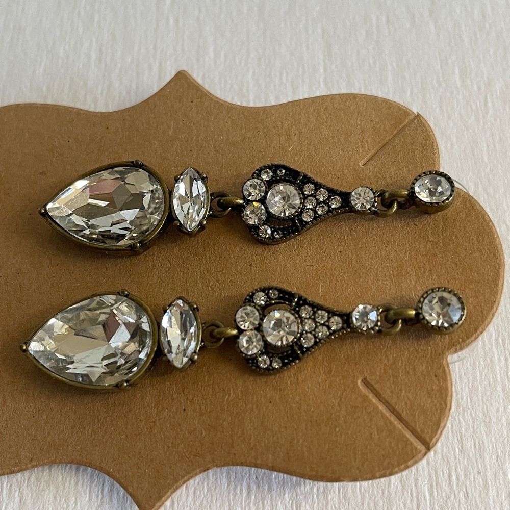 WA Studios Crystal Drop Statement Earrings - Picture 4 of 6